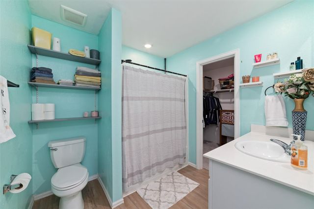 310 Riverwood Village Lane, Sealy, TX 77474