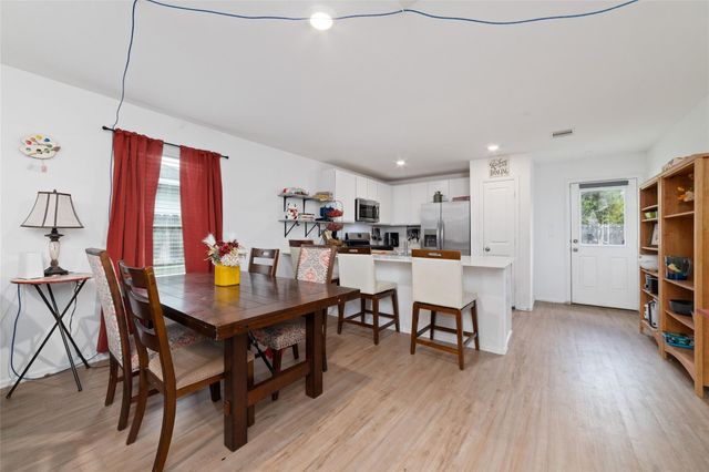 310 Riverwood Village Lane, Sealy, TX 77474