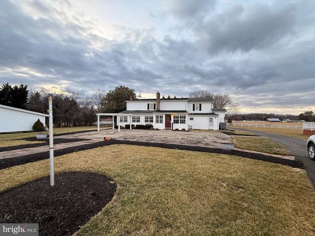 10733 PARKGATE DR, Nokesville, VA 20181