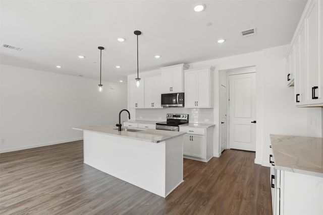 1610 Governors Boulevard, Heath, TX 75126