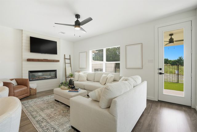 1610 Governors Boulevard, Heath, TX 75126