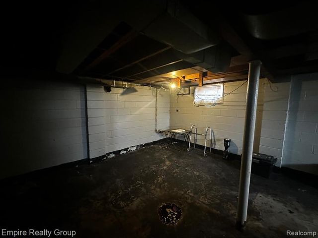 14250 Houston Whittier Street, Detroit, MI 48205