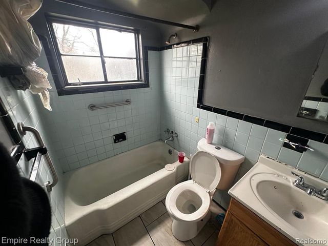 14250 Houston Whittier Street, Detroit, MI 48205