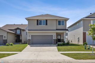 4822 34th Avenue S, Fargo, ND 58104