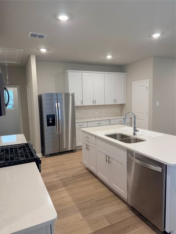 711 Dotty Drive, Mckinney, TX 75071