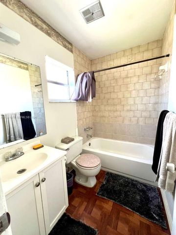 885 NE 213th Ter 2, Miami, FL 33179