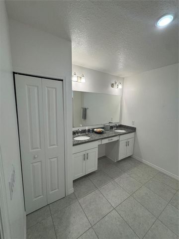 6615 RHYTHM DRIVE, Mascotte, FL 34753