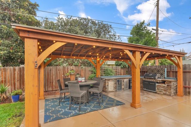 3100 Clairidge Way, Sacramento, CA 95821