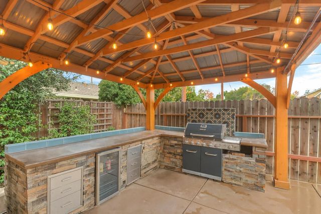 3100 Clairidge Way, Sacramento, CA 95821