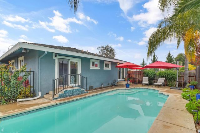 3100 Clairidge Way, Sacramento, CA 95821