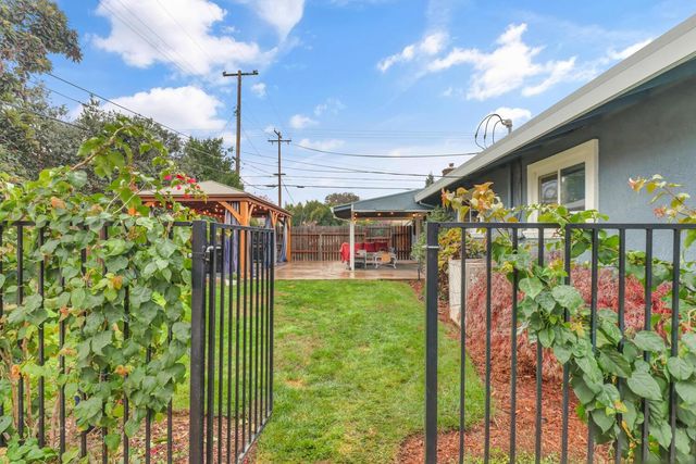 3100 Clairidge Way, Sacramento, CA 95821