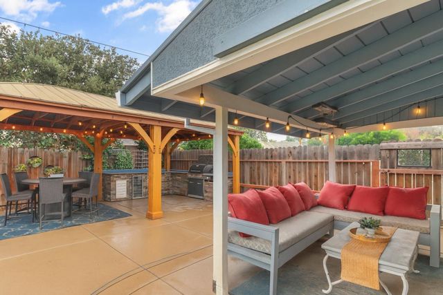 3100 Clairidge Way, Sacramento, CA 95821