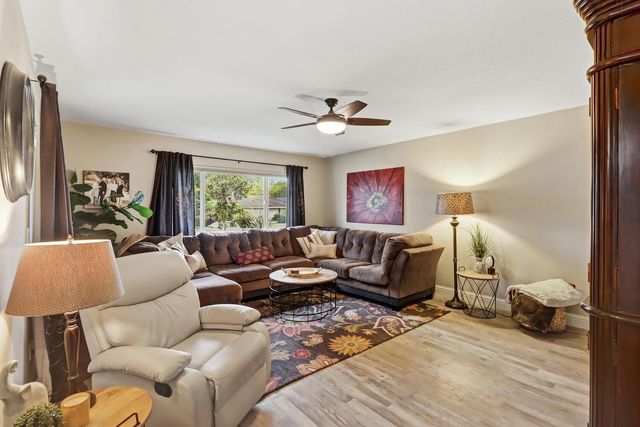 3100 Clairidge Way, Sacramento, CA 95821