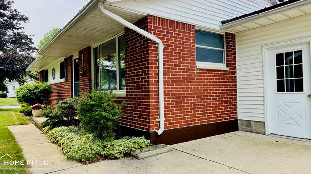 805 Huntington Drive, Owosso, MI 48867