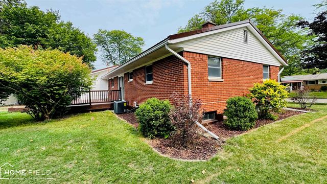 805 Huntington Drive, Owosso, MI 48867