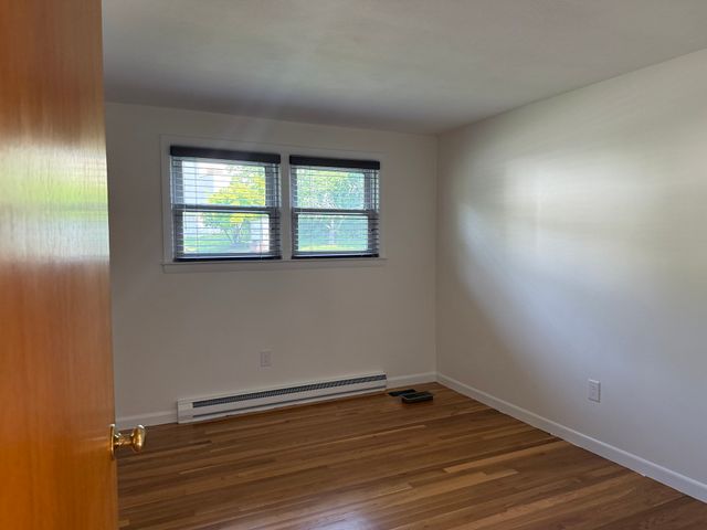 585 Burncoat 1, Worcester, MA 01606