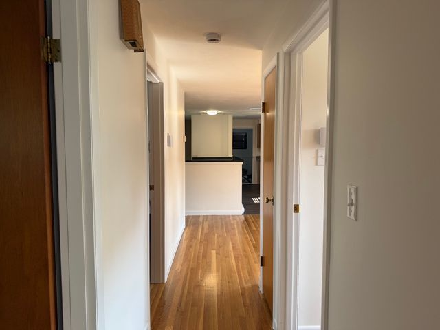 585 Burncoat 1, Worcester, MA 01606