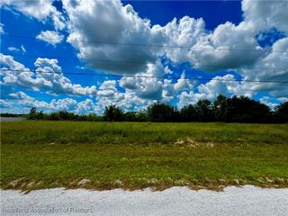 1733 W Fondulac Road, Avon Park, FL 33825