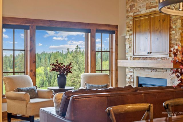 75 Arling Center Ct 415, Donnelly, ID 83615