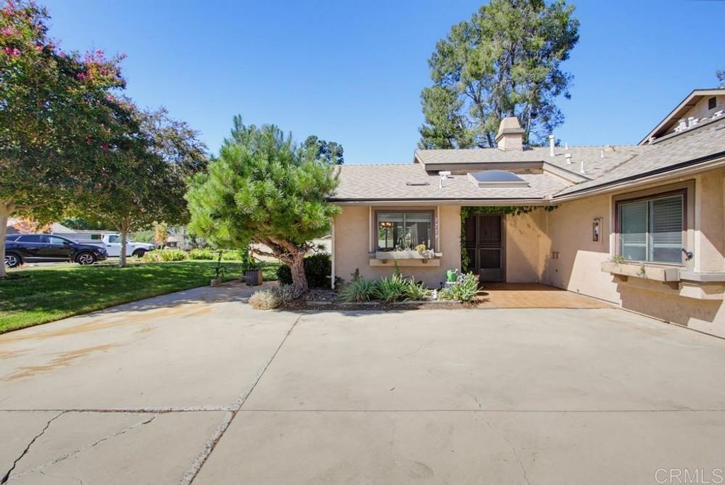1759 Pala Lake Drive, Fallbrook, CA 92028 — exterior