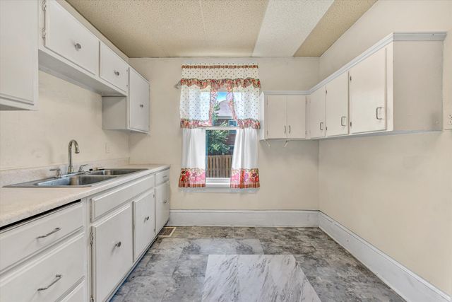 615 Janette AVE, Roanoke, VA 24016
