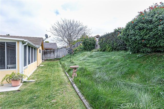 864 Sunshine Court, Santa Maria, CA 93455