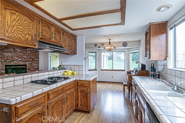 864 Sunshine Court, Santa Maria, CA 93455