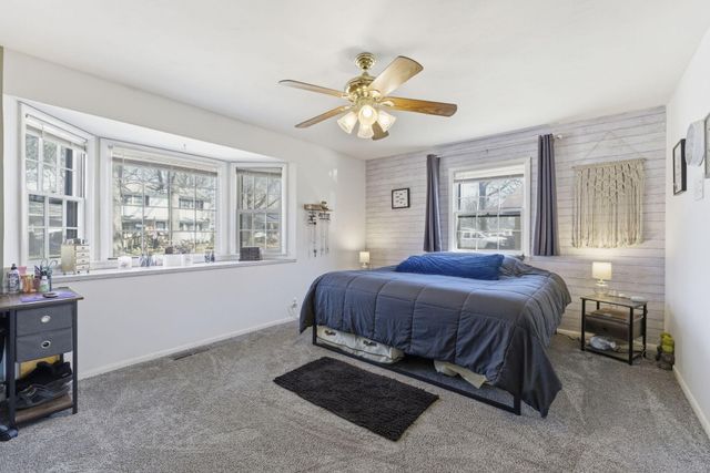 1514 W Broadmoor Street, Springfield, MO 65807