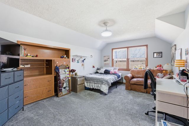 1514 W Broadmoor Street, Springfield, MO 65807