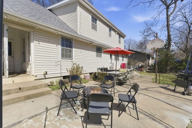 1514 W Broadmoor Street, Springfield, MO 65807