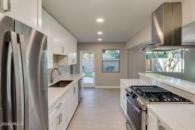 554 W 19th Street, Tempe, AZ 85281