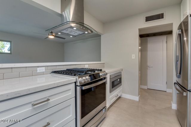 554 W 19th Street, Tempe, AZ 85281