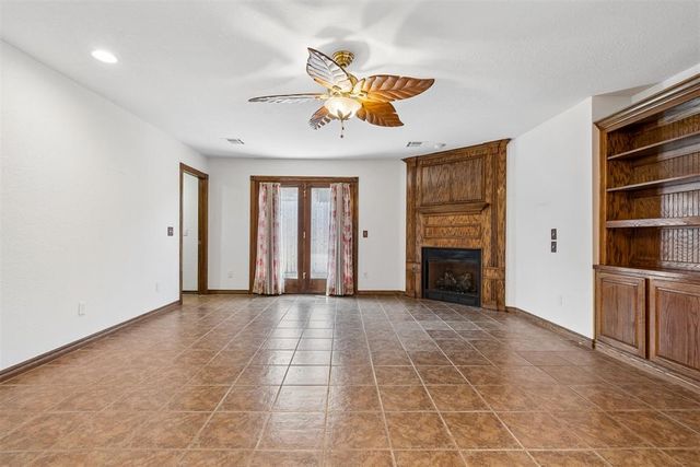 4300 Stonehaven Drive, Del City, OK 73115