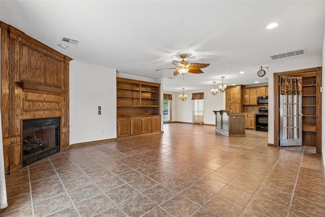 4300 Stonehaven Drive, Del City, OK 73115