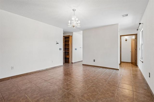 4300 Stonehaven Drive, Del City, OK 73115