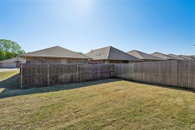 4300 Stonehaven Drive, Del City, OK 73115