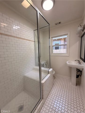 1631 Walworth, Pasadena, CA 91104