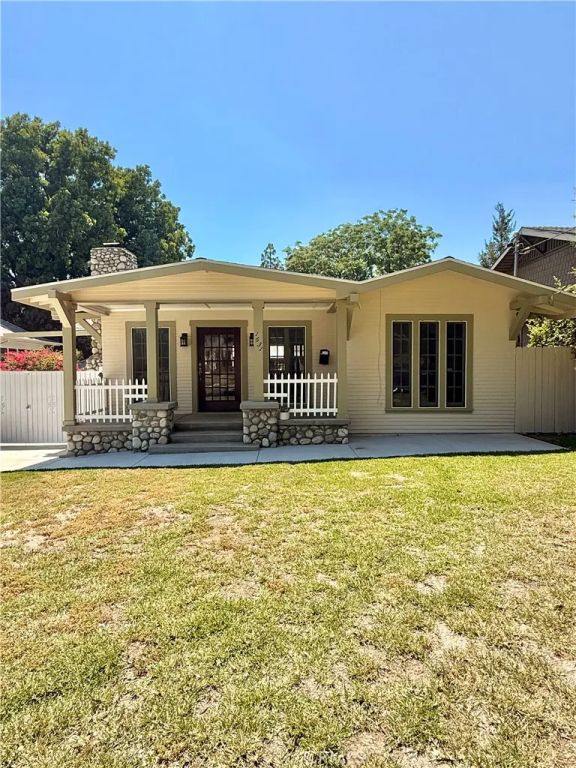 1631 Walworth, Pasadena, CA 91104