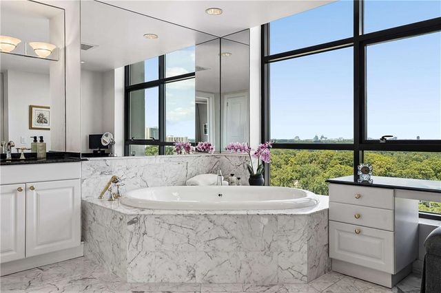 750 Park Avenue NE 15SE, Atlanta, GA 30326