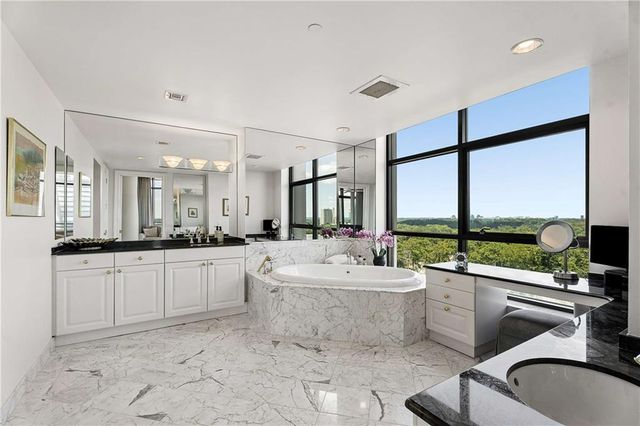 750 Park Avenue NE 15SE, Atlanta, GA 30326