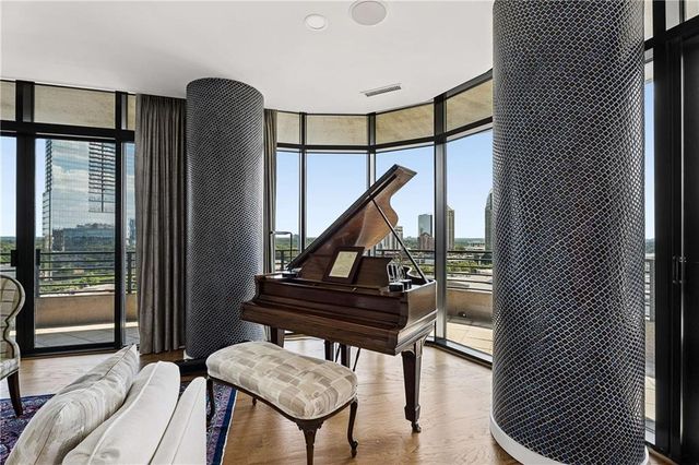 750 Park Avenue NE 15SE, Atlanta, GA 30326