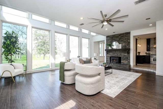 5202 Mimosa Lane, Richmond, TX 77406