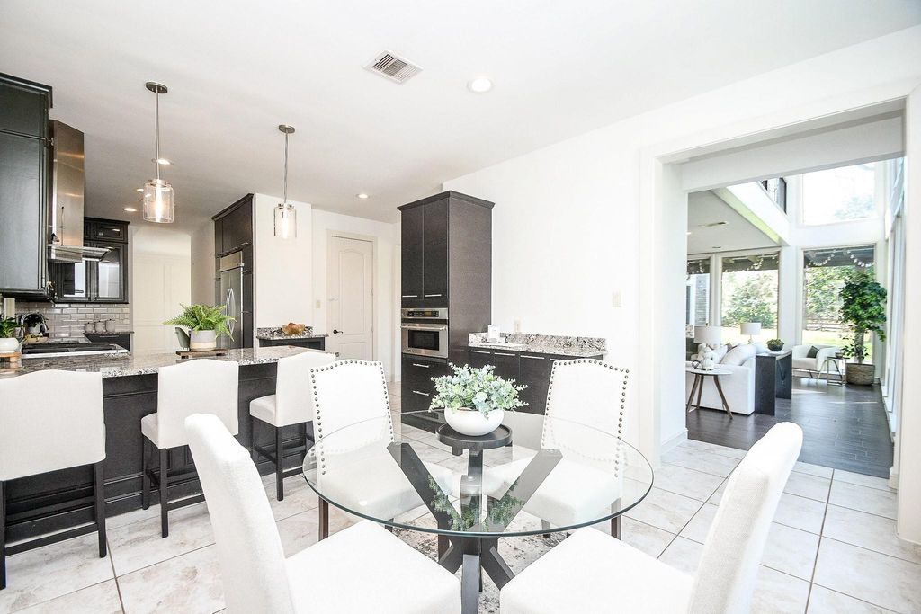 Image 23 of property listing at 5202 Mimosa Lane, Richmond, TX 77406