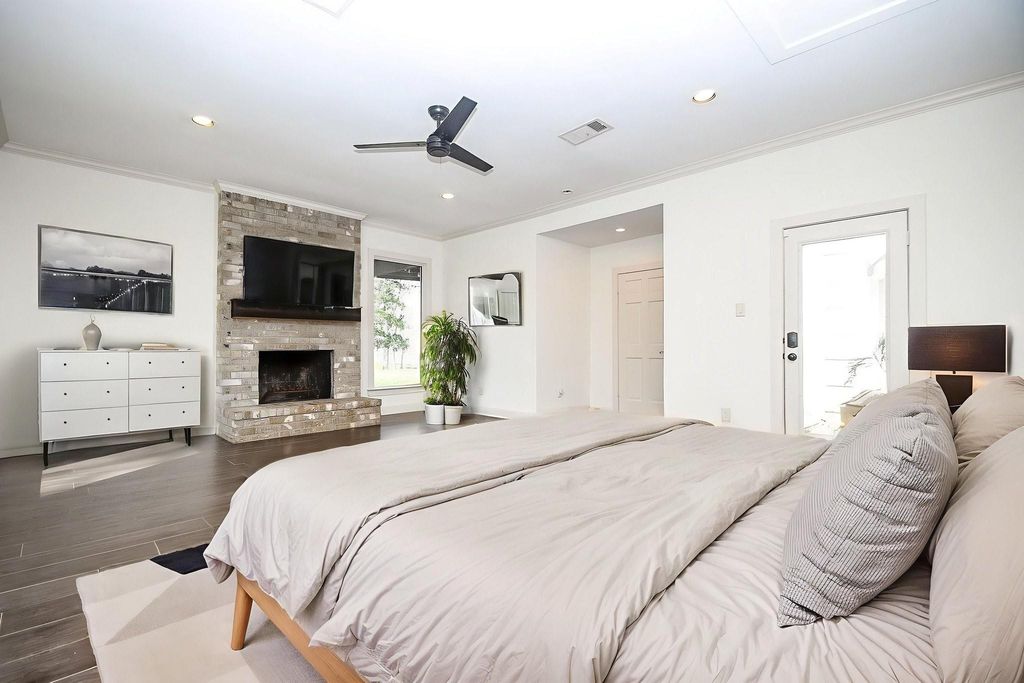 Image 30 of property listing at 5202 Mimosa Lane, Richmond, TX 77406