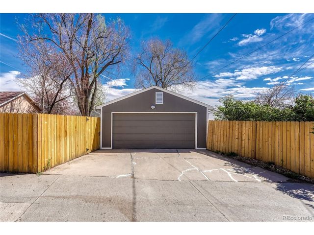 1111 S Perry St, Denver, CO 80219
