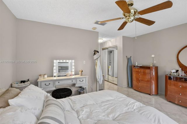 2939 NE 60th St 2939, Fort Lauderdale, FL 33308