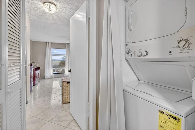 2939 NE 60th St 2939, Fort Lauderdale, FL 33308