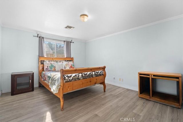 6902 Quakertown Avenue, Winnetka, CA 91306