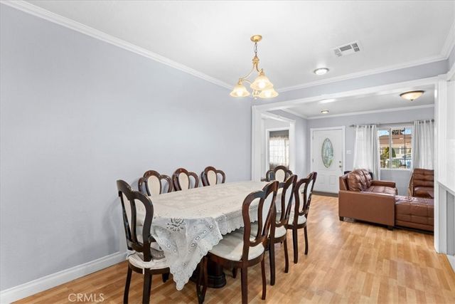 6902 Quakertown Avenue, Winnetka, CA 91306