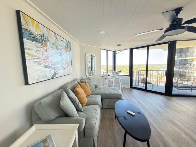 9850 S Thomas Drive UNIT 1001W, Panama City, FL 32408